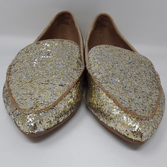 Torrid Gold Glitter Pointed Toe Loafers Sz 8W - Picture 3 of 5